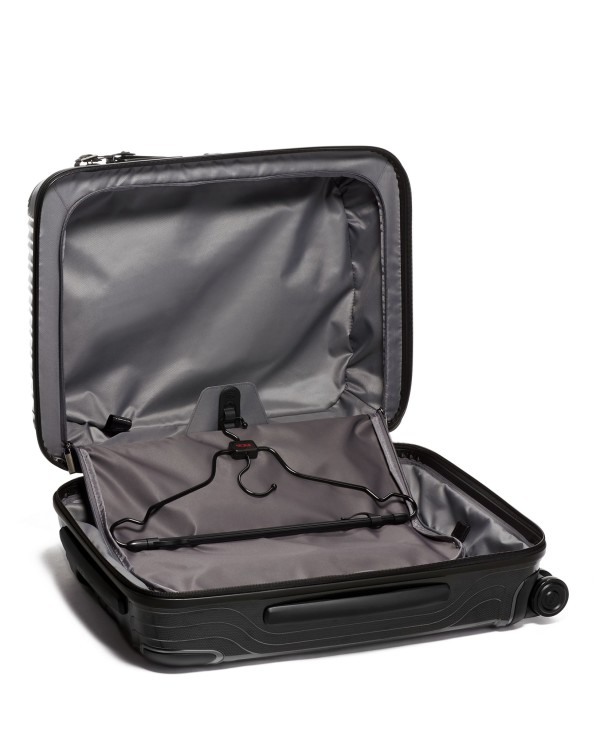 Mala de Cabine 56cm Continental Preta - Latitude - Tumi
