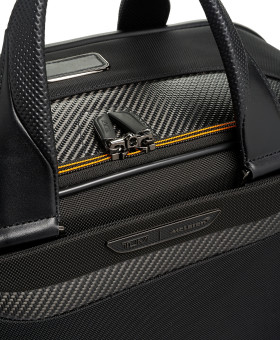 Saco de Viagem Quantum Preto | TUMI McLaren | TUMI