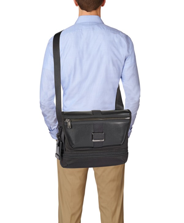 Bolsa de Tiracolo Travis Preta - Alpha Bravo - Tumi