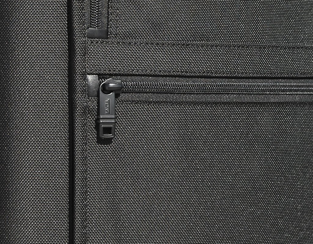 artigo-tumi-porque-a-tumi-sistema-fecho-omega