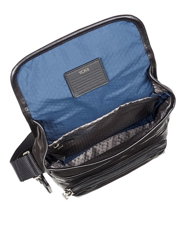 Bolsa de Tiracolo Barton em Pele Preta - Alpha Bravo - Tumi
