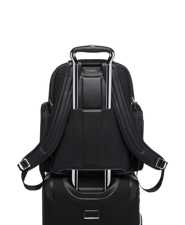 Mochila p/ Portátil 14" Larson em Pele Preta - Arrivé 2 - Tumi