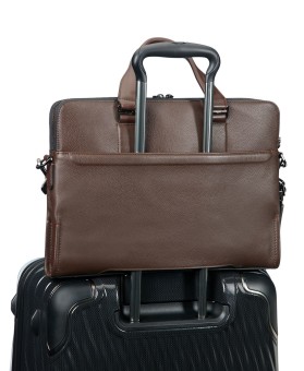 Pasta p/ Portátil 14" Seneca em Pele Castanha - Harrisson - Tumi